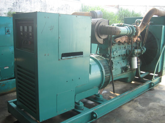 禅城租赁发电机- 发电机碳刷磨损的原因是什么