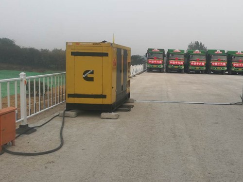 禅城电力系统的稳定性和设备兼容性如何影响发电机组的频率规格？