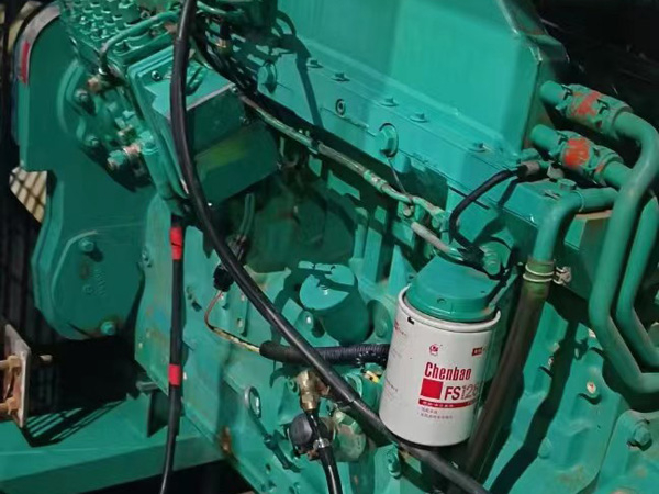 禅城如何确定新的发电机组控制系统是否与原系统兼容？