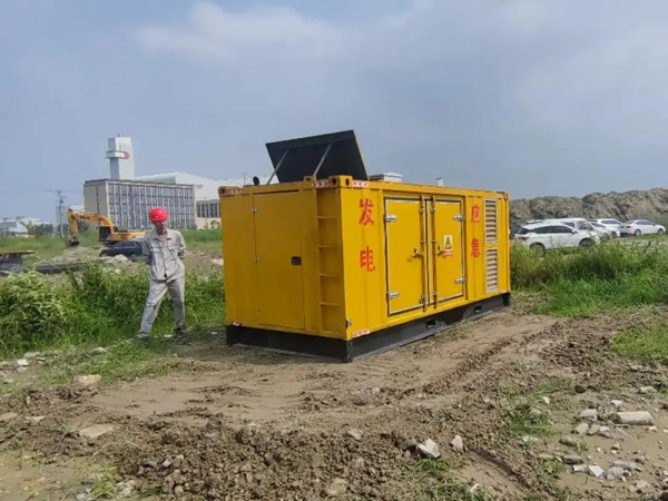 禅城200KW柴油发电机机组每小时的油耗量受哪些因素影响？